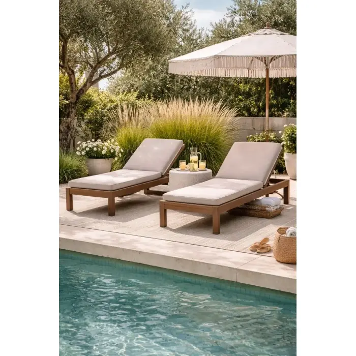 Capra Outdoor Deck Chair Beige