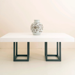 Mesa comedor Cubos Negro